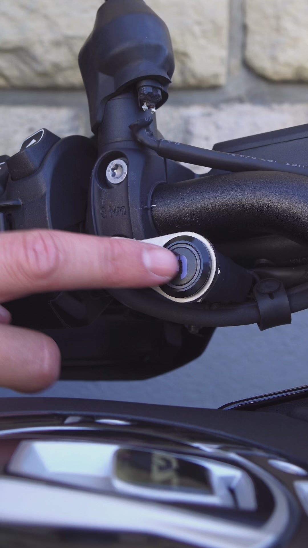 Charger la vidéo: DÉCOUVREZ LA DIFFÉRENCE.